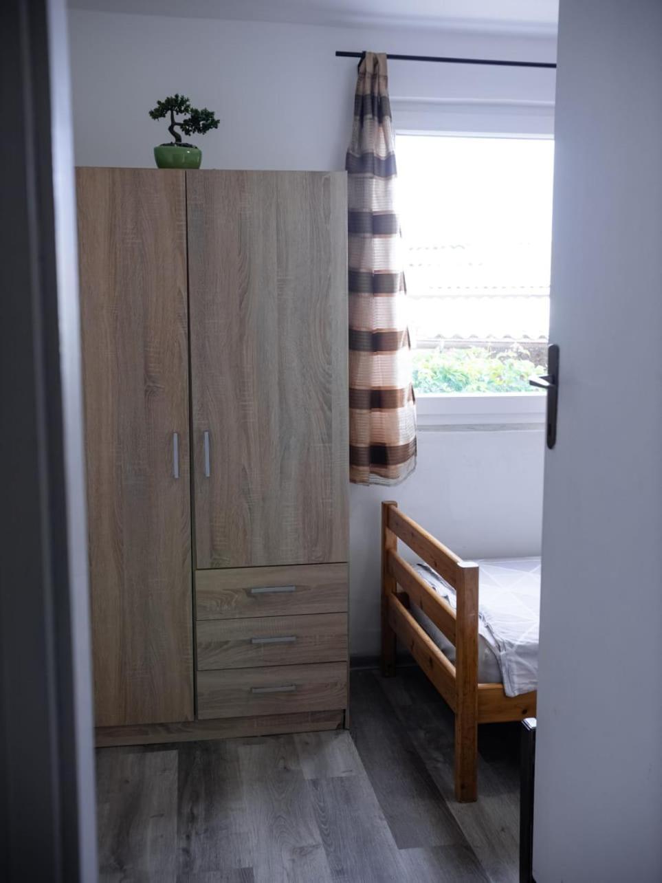 Apartment Ground Floor With Parking Erny Pula Exterior photo